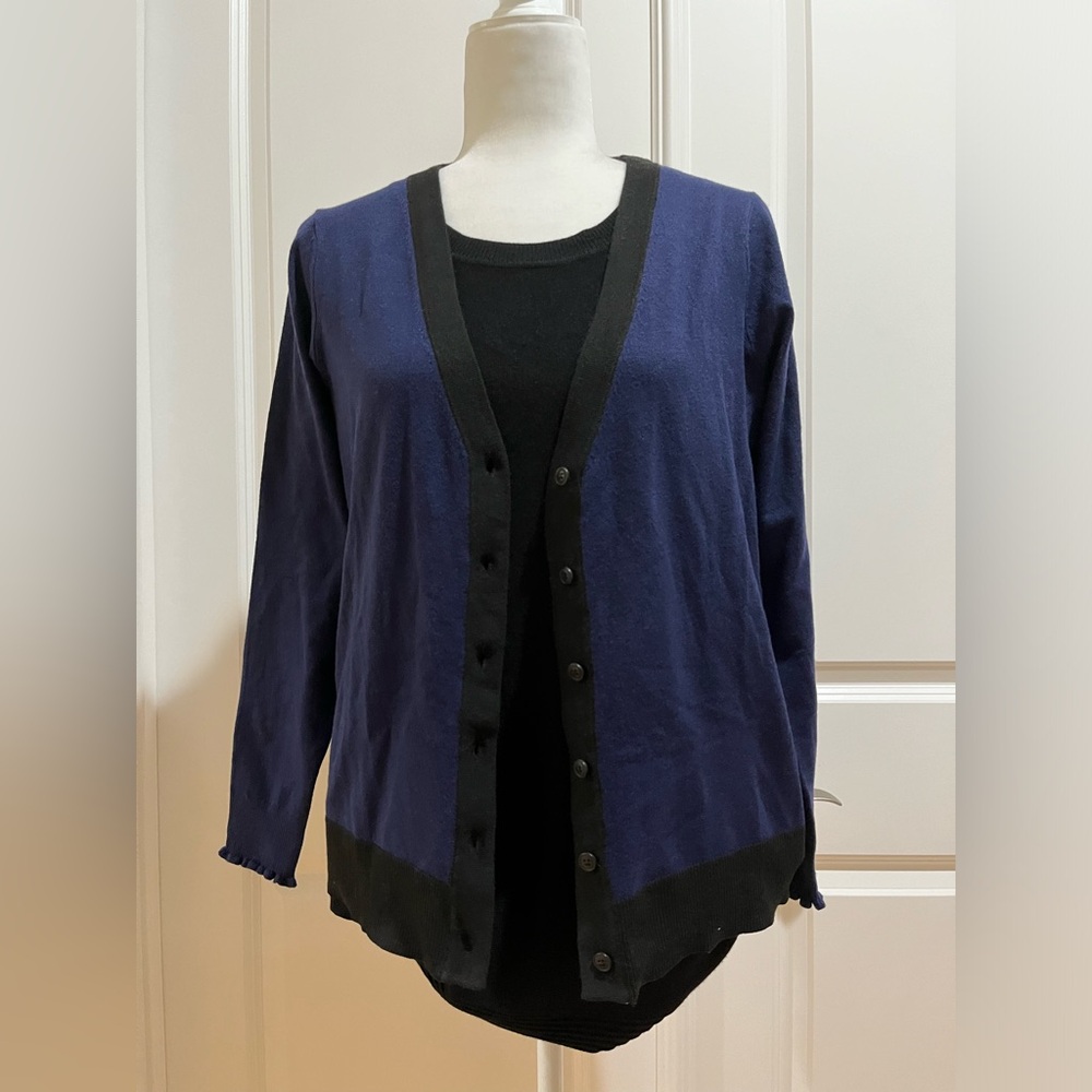 CANDACE CAMERON BURE (NWOT) Dark Blue w Black Trim Cardigan. Size XS